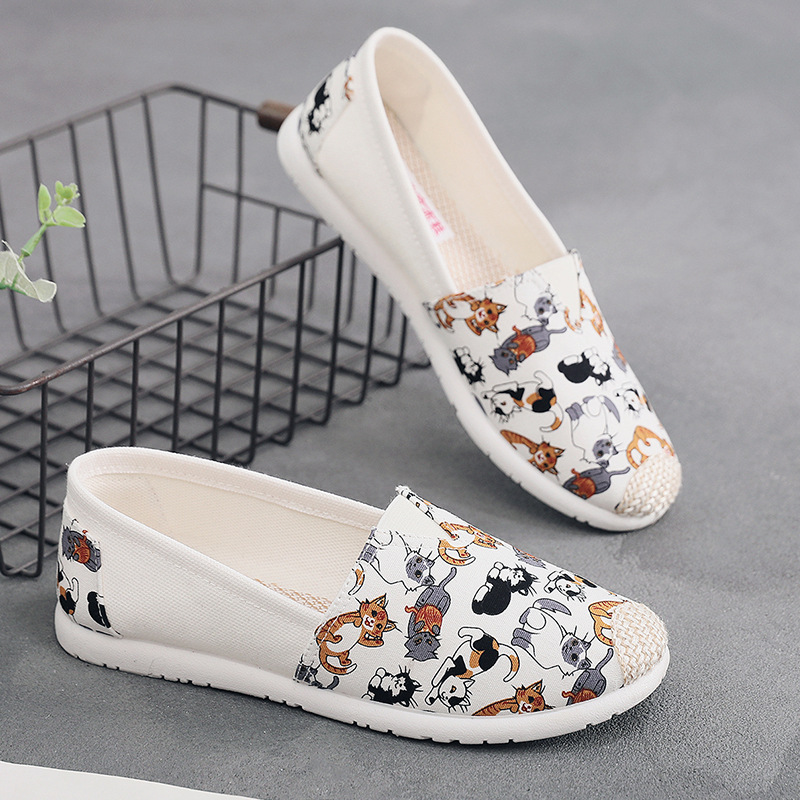 New designer cloth shoes for women a kick breathable work flat linen retro soft sole ethnic mother shoes lazy woman single shoes
New designer cloth shoes for women a kick breathable work flat linen retro soft sole ethnic mother shoes lazy woman single shoes