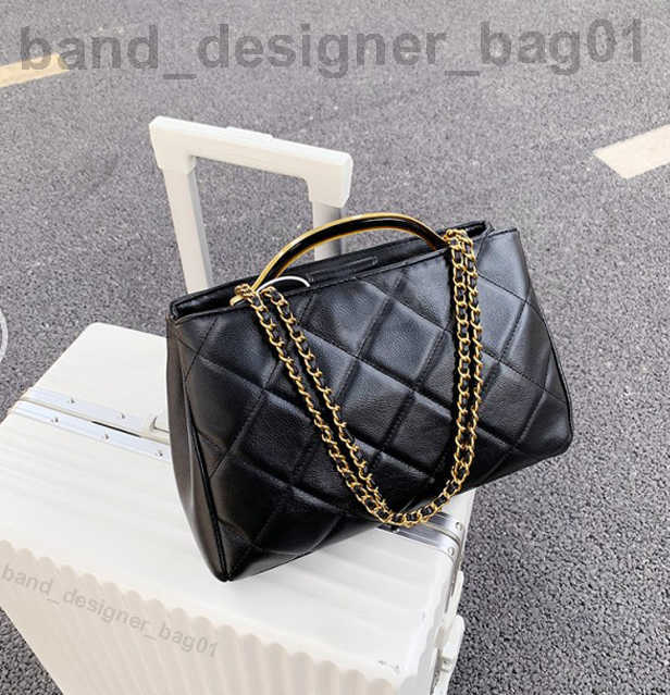 Portable Totes 2022 New Women's Fashion Casual Tote Bag Ladies Luxury Brand Designer Bag Large Capacity Commuter Chain Shoulder Bag 120122H, Make up the difference
Portable Totes 2022 New Women's Fashion Casual Tote Bag Ladies Luxury Brand Designer Bag Large Capacity Commuter Chain Shoulder Bag 120122H, Make up the difference