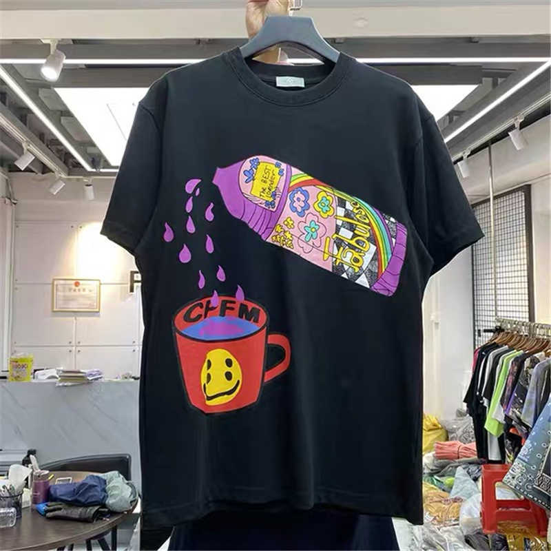 Men's T-Shirts Spring And Summer New High Quality CPFM 21ss Fruit Juice Strawberry Stereo Foam Short Sleeve T-Shirt Black White T221130
Men's T-Shirts Spring And Summer New High Quality CPFM 21ss Fruit Juice Strawberry Stereo Foam Short Sleeve T-Shirt Black White T221130