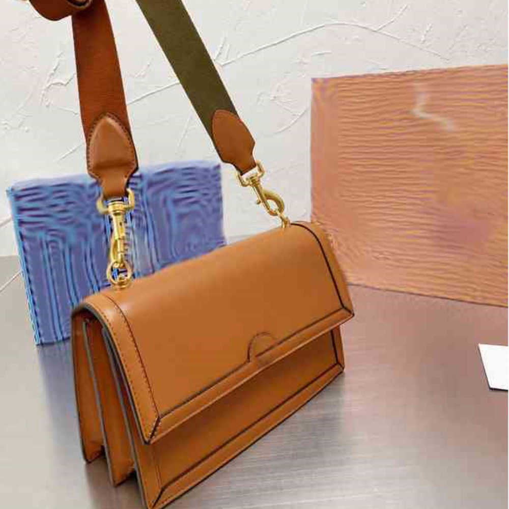 Shoulder Bags luxury handbag women designer crossbody bags Fashion Simple Small Square Messenger Purse Women's Phone black hand bags1220
Shoulder Bags luxury handbag women designer crossbody bags Fashion Simple Small Square Messenger Purse Women's Phone black hand bags1220