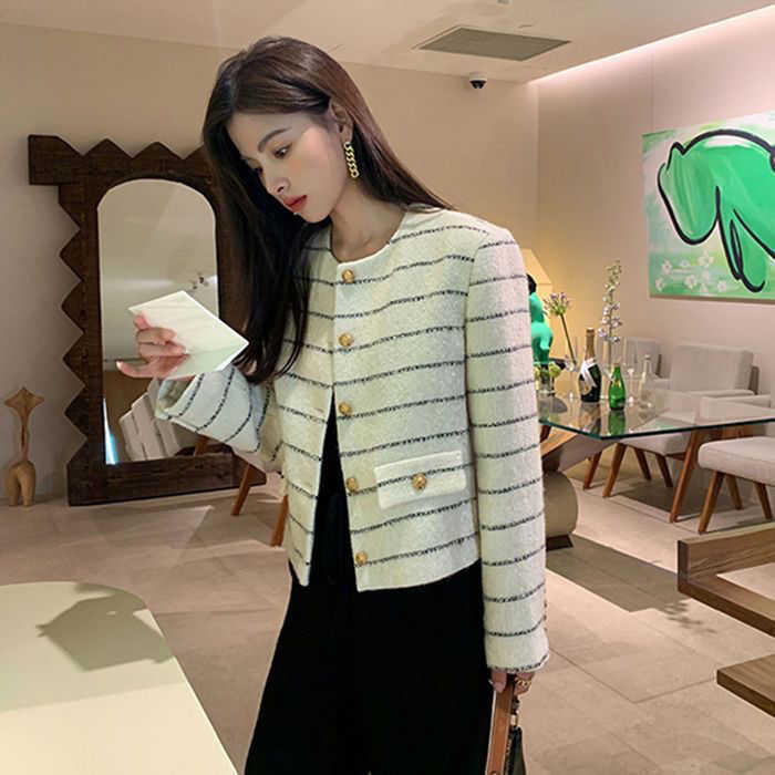 Women' Jacket Sweater Coat Cell 22FW Celebrity High Autumn Small Women Stripe Wool Design Woman' TopElegant Classic Fashion Designer Niche L0HA, Beige
Women' Jacket Sweater Coat Cell 22FW Celebrity High Autumn Small Women Stripe Wool Design Woman' TopElegant Classic Fashion Designer Niche L0HA, Beige