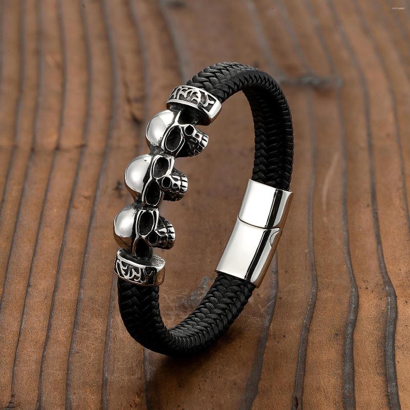 Charm Bracelets European And American Punk Style Three Ghost Head Scorpion Stainless Steel Men's Bracelet Microfiber Leather Rope Gift
Charm Bracelets European And American Punk Style Three Ghost Head Scorpion Stainless Steel Men's Bracelet Microfiber Leather Rope Gift