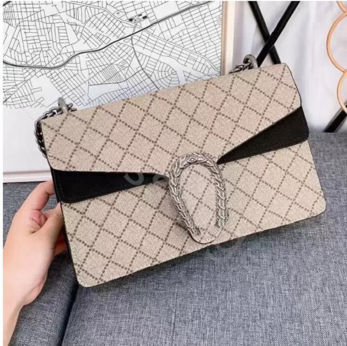 2023 Classic Top Chain Fashion luxury Designers Bags Messenger handbags 2021 high quality Purse lady women Wallets Hobo purses Famous Designer Cross body totes 688, 123
2023 Classic Top Chain Fashion luxury Designers Bags Messenger handbags 2021 high quality Purse lady women Wallets Hobo purses Famous Designer Cross body totes 688, 123
