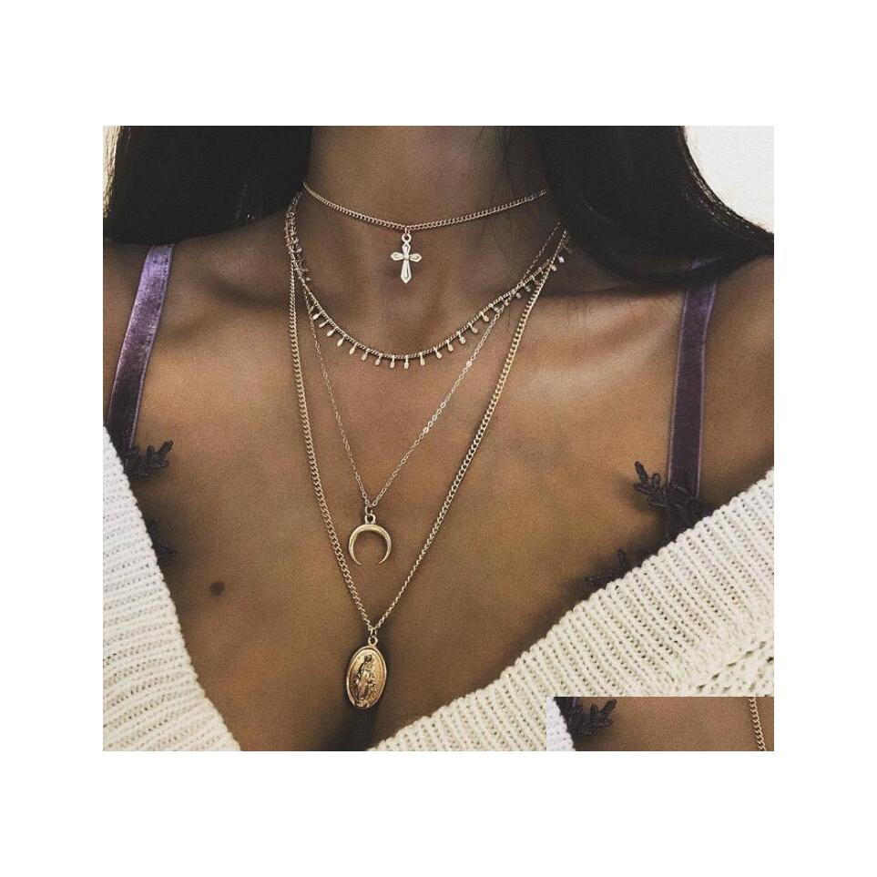 Pendant Necklaces 4 Pcs/Set Female Necklace Set Gold Cross Moon Virgin Mary Pendant Classic Women Dance Party Jewelry Drop Delivery Dhjgy
Pendant Necklaces 4 Pcs/Set Female Necklace Set Gold Cross Moon Virgin Mary Pendant Classic Women Dance Party Jewelry Drop Delivery Dhjgy