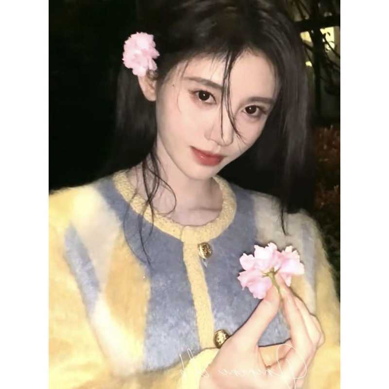 Women's Jacket Sweater Coat Cell 22FW Celebrity Yellow Diamond Pattern Autumn and Winter Mink Plush Thickened Small TopElegant 4OZL, Picture color
Women's Jacket Sweater Coat Cell 22FW Celebrity Yellow Diamond Pattern Autumn and Winter Mink Plush Thickened Small TopElegant 4OZL, Picture color