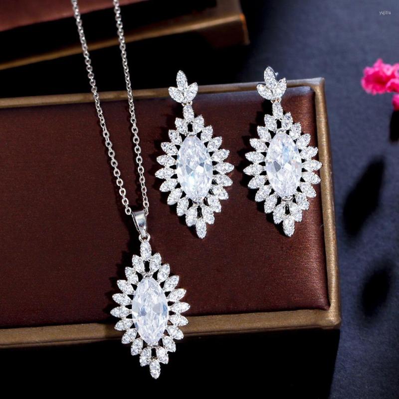 Necklace Earrings Set CWWZircons Glittering Cubic Zircon White Gold Plated Women Engagement Flower Pendant And Chic Jewelry T676, Picture shown
Necklace Earrings Set CWWZircons Glittering Cubic Zircon White Gold Plated Women Engagement Flower Pendant And Chic Jewelry T676, Picture shown