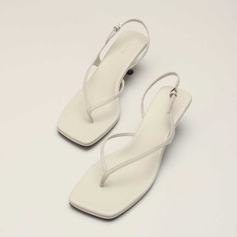 shoes The row French word with sandals leather toe clip square kitten heel back empty 2022 summer middle heel 7D12, Black
shoes The row French word with sandals leather toe clip square kitten heel back empty 2022 summer middle heel 7D12, Black