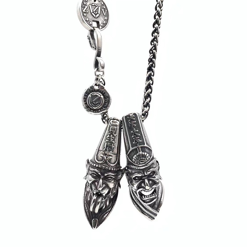 New Ghost Mask Necklace Men's Titanium Steel Retro Pendant Personality Hip Hop Long Sweater Chain Jewelry Accessories
New Ghost Mask Necklace Men's Titanium Steel Retro Pendant Personality Hip Hop Long Sweater Chain Jewelry Accessories
