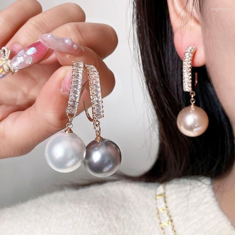 Dangle Earrings Uilz Classic Elegant Imitation Pearl For Women Crystal Long Tassel Exquisite Drop Earring Wedding Jewelry Ear
Dangle Earrings Uilz Classic Elegant Imitation Pearl For Women Crystal Long Tassel Exquisite Drop Earring Wedding Jewelry Ear