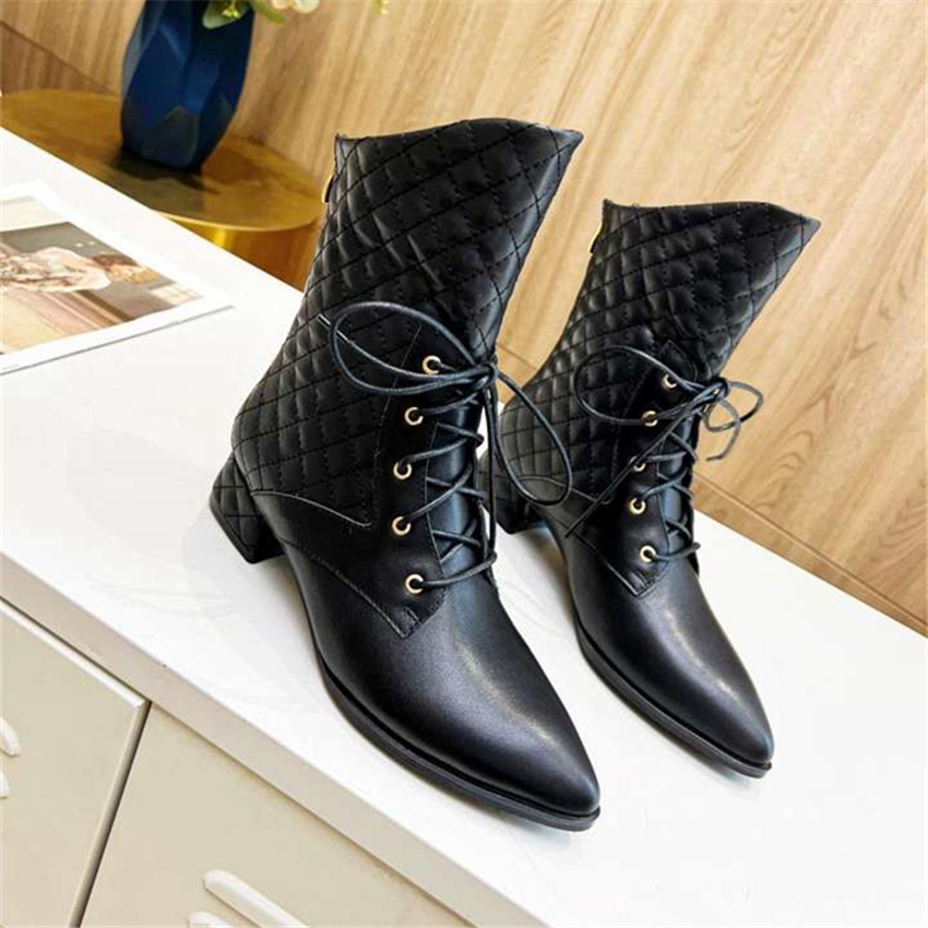 Fashion Boots Louiseity Casual Women Luxury Design Winter Warm Heel Snow Leather Thick soled Sock Boots Viutonity 04-02
Fashion Boots Louiseity Casual Women Luxury Design Winter Warm Heel Snow Leather Thick soled Sock Boots Viutonity 04-02