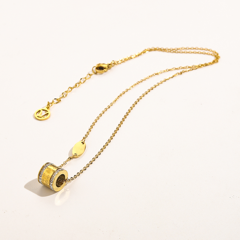 Choker Necklace Designer 18K Gold Plated Stainless Steel Letter Pendant Necklaces For Women Wedding Jewelry ZG1187
Choker Necklace Designer 18K Gold Plated Stainless Steel Letter Pendant Necklaces For Women Wedding Jewelry ZG1187
