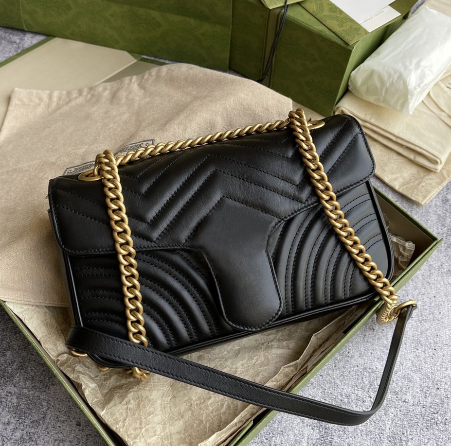 new fashion handbags totes tote bags Genuine Leather women Messenger bag purse gold chain shoulder cross body ladies Fashion Mini bags woman wallet 2022 top, Red
new fashion handbags totes tote bags Genuine Leather women Messenger bag purse gold chain shoulder cross body ladies Fashion Mini bags woman wallet 2022 top, Red