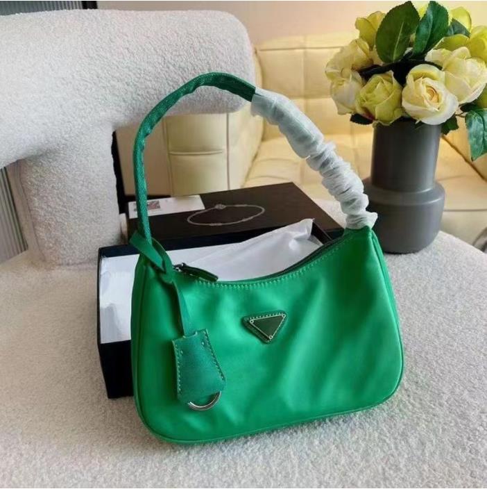 Designer Luxury Shoulder Bags high quality nylon Handbags Bestselling wallet women men Crossbody bag purses Messenger Handbag ladies wallet Clutch gucci
Designer Luxury Shoulder Bags high quality nylon Handbags Bestselling wallet women men Crossbody bag purses Messenger Handbag ladies wallet Clutch gucci