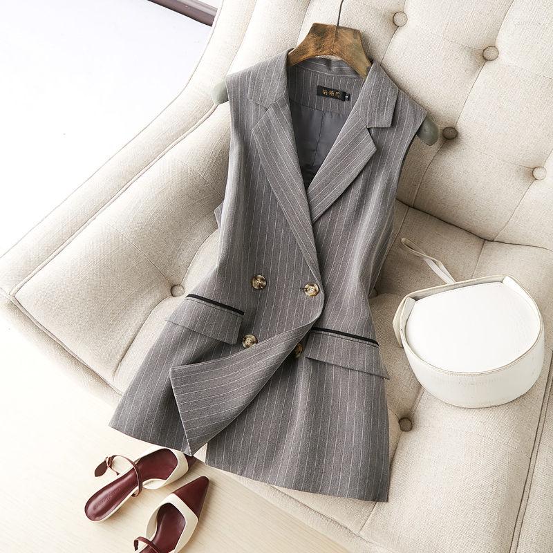 Women' Vests 2022 Spring Fall Striped Suit Vest Women' Double Breasted Short Temperament Sleeveless Jacket Female Blazer Waistcoat 3XL, Gray
Women' Vests 2022 Spring Fall Striped Suit Vest Women' Double Breasted Short Temperament Sleeveless Jacket Female Blazer Waistcoat 3XL, Gray