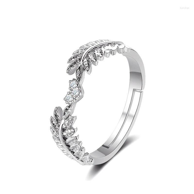 Wedding Rings 2022 Fashion Leaf Herat Ring Jewelry Exquisite Charm Crystal Zircon Olive Branch Opening For Women Gift
Wedding Rings 2022 Fashion Leaf Herat Ring Jewelry Exquisite Charm Crystal Zircon Olive Branch Opening For Women Gift