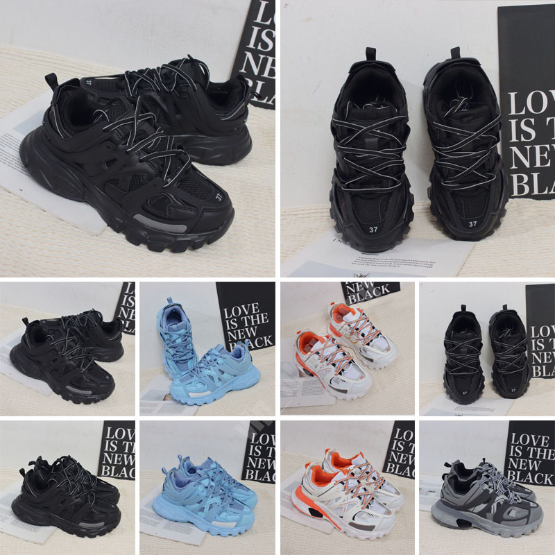 Triple S Designer Casual Shoes Mens Womens Plate-forme Oversized Athletic Shoe Luxury Trainers Fashion Sneakers Trainers Outdoor 2024, Color 3
Triple S Designer Casual Shoes Mens Womens Plate-forme Oversized Athletic Shoe Luxury Trainers Fashion Sneakers Trainers Outdoor 2024, Color 3