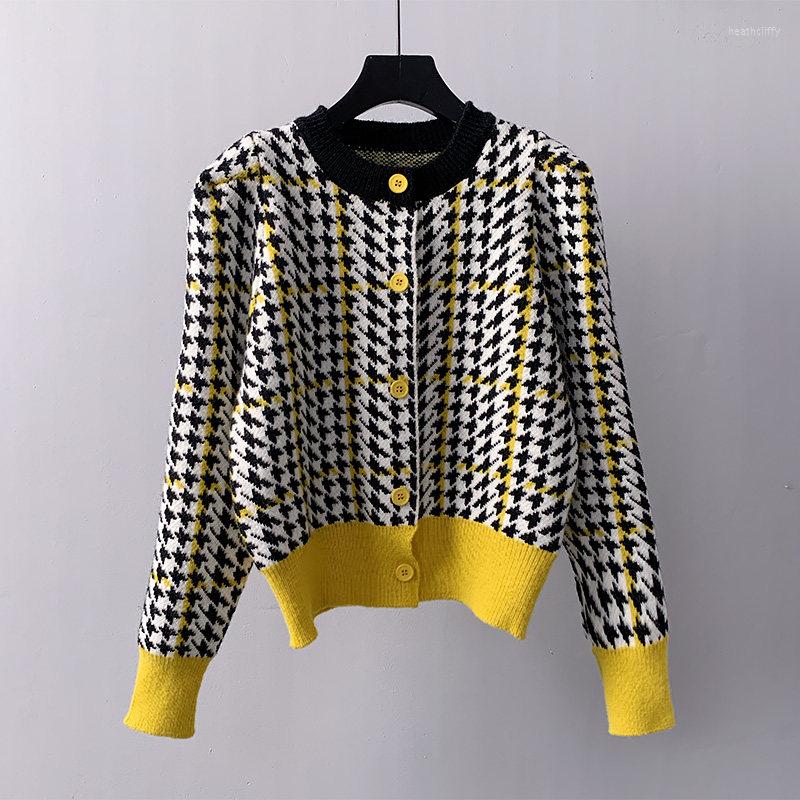 Women's Knits Casual Knitted Plaid Cardigan Female Autumn Spring Drop Shoulder Sweater Coat Basic Button Women's Houndstooth Tops, Purple sweater
Women's Knits Casual Knitted Plaid Cardigan Female Autumn Spring Drop Shoulder Sweater Coat Basic Button Women's Houndstooth Tops, Purple sweater