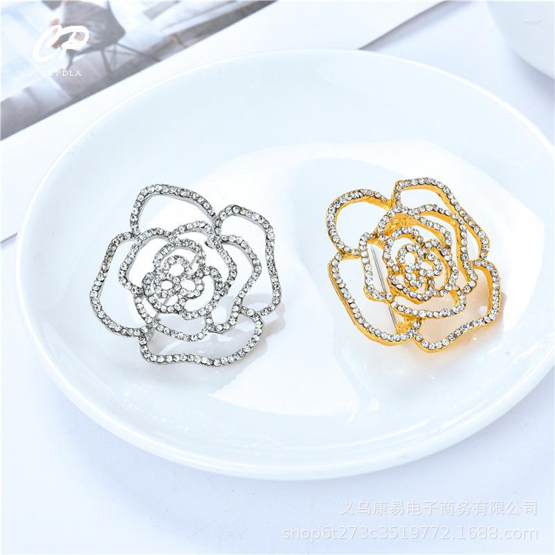 Brooches Garland Alloy Brooch With Diamonds Creative Clothing Corsage Full Diamond Rose
Brooches Garland Alloy Brooch With Diamonds Creative Clothing Corsage Full Diamond Rose