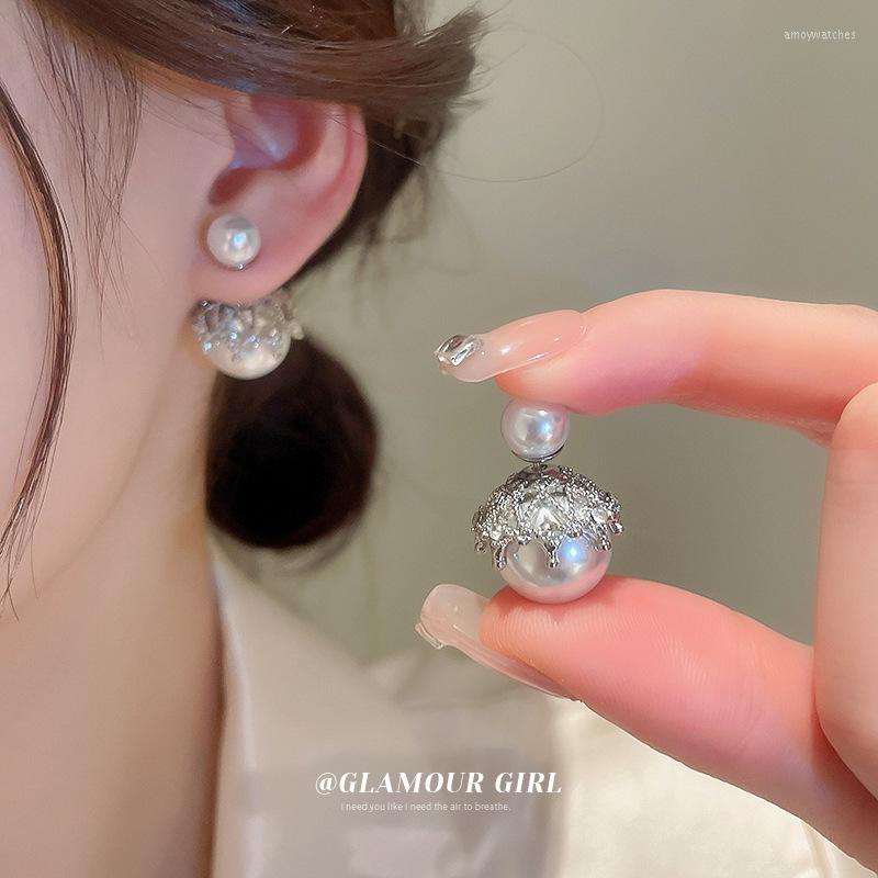 Hoop Earrings Silver Needle Inlaid Diamond Pearl Double-sided Korean Ins Temperament Cold Wind Fashion Design Women
Hoop Earrings Silver Needle Inlaid Diamond Pearl Double-sided Korean Ins Temperament Cold Wind Fashion Design Women