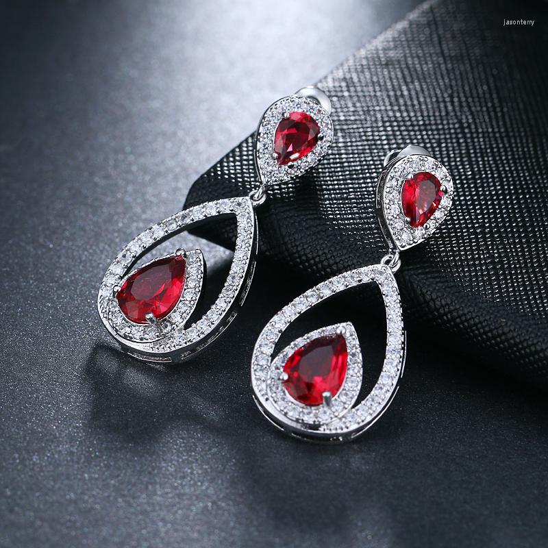 Dangle Earrings SUGO Classic Fashion Double Water Drop Design Red Cubic Zirconia For Elegant Bride Wedding Party Accessories
Dangle Earrings SUGO Classic Fashion Double Water Drop Design Red Cubic Zirconia For Elegant Bride Wedding Party Accessories