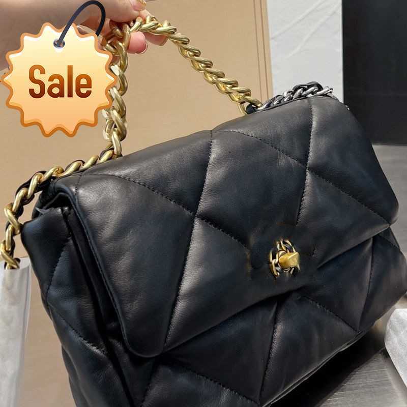 Women's Brand Designers Single Shoulder Bags Fashion with Chain Diamond Check Crossbody Bag Versatile Portable Shoulders Messenger Bag Factory Direct Sales, Black
Women's Brand Designers Single Shoulder Bags Fashion with Chain Diamond Check Crossbody Bag Versatile Portable Shoulders Messenger Bag Factory Direct Sales, Black