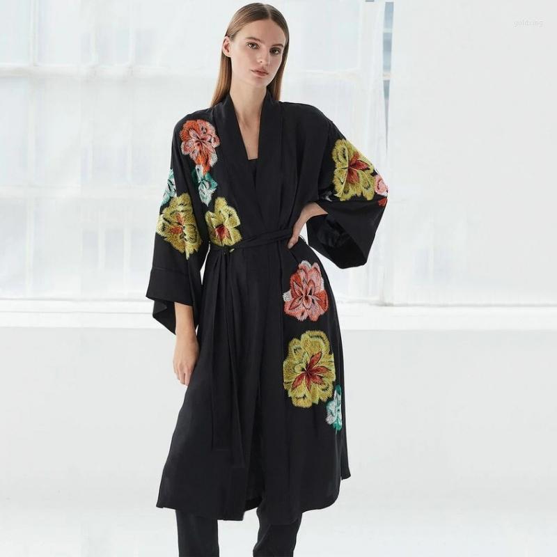 Ethnic Clothing Embroidery Kimonos Woman Japanese Kimono Cardigan Cosplay Shirt Blouse For Women Yukata Female Summer Beach
Ethnic Clothing Embroidery Kimonos Woman Japanese Kimono Cardigan Cosplay Shirt Blouse For Women Yukata Female Summer Beach