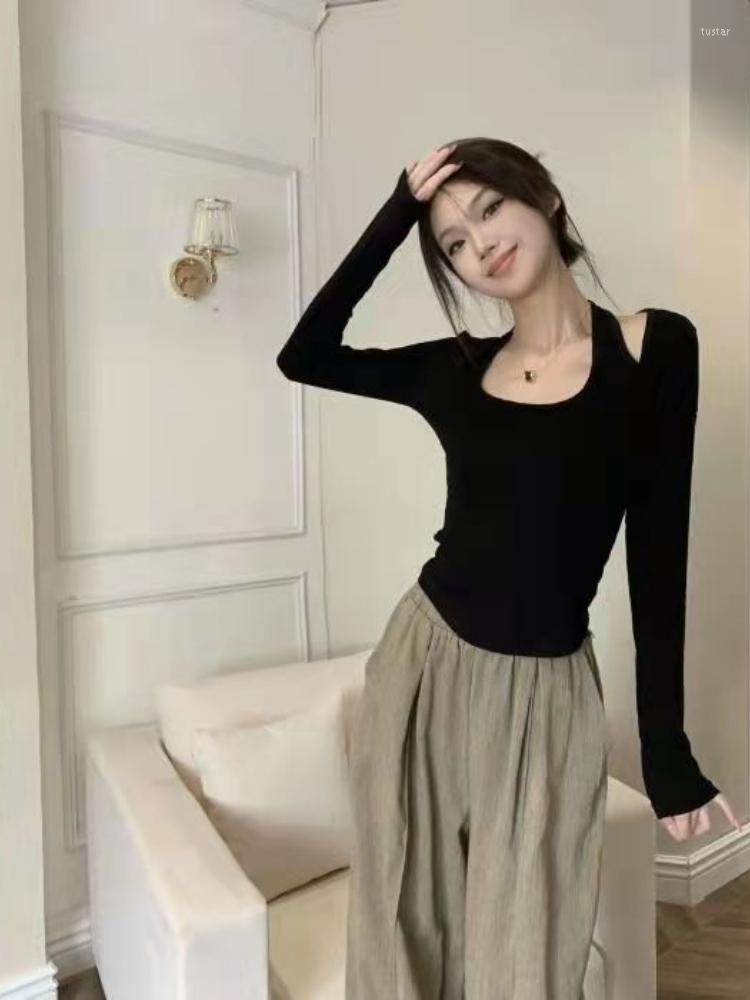 Women' T Shirts Slim Hollow Out Short Bottoming Shirt Women Autumn Winter Soft Waxy All-matching Inner Round Collar Knitted Tops T422, Black
Women' T Shirts Slim Hollow Out Short Bottoming Shirt Women Autumn Winter Soft Waxy All-matching Inner Round Collar Knitted Tops T422, Black
