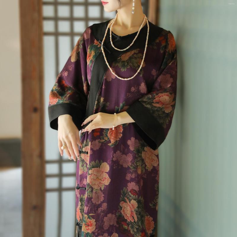 Ethnic Clothing 2022 Summer Dress Chinese Late Qing Purple Peony Printing Round Collar Silk Cheongsam Women Ancient Triditional Party Qipao
Ethnic Clothing 2022 Summer Dress Chinese Late Qing Purple Peony Printing Round Collar Silk Cheongsam Women Ancient Triditional Party Qipao
