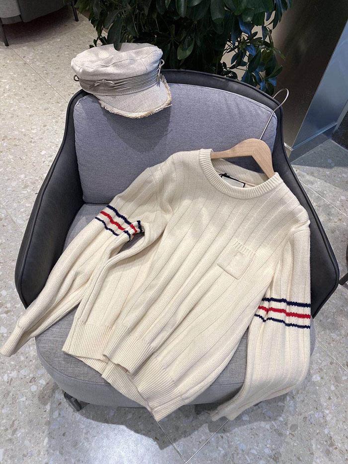 Designer Sweaters Long Sleeve Fashion Brand Top Autumn Spring Clothing Letter Embroidery Pullover Sweater Coat Jumper
Designer Sweaters Long Sleeve Fashion Brand Top Autumn Spring Clothing Letter Embroidery Pullover Sweater Coat Jumper
