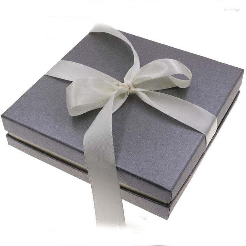 Jewelry Pouches Square Set Box Big Necklace Paper 168 40MM Grey With Ribbon 25mm Width Pendant Packaging Boxes
Jewelry Pouches Square Set Box Big Necklace Paper 168 40MM Grey With Ribbon 25mm Width Pendant Packaging Boxes
