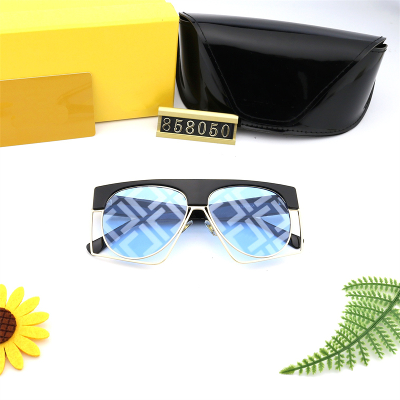 Fashion Womens Large Frame Sunglasses Men Designers Sunglass UV Protection For Leisure Tourism Eyeglasses Luxury Sun Glasses 
Fashion Womens Large Frame Sunglasses Men Designers Sunglass UV Protection For Leisure Tourism Eyeglasses Luxury Sun Glasses