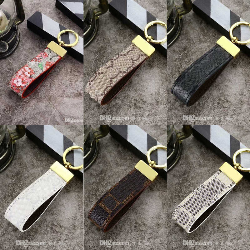 Keychains & Lanyards designer Luxury Maxi Dragonne Key chain Buckle lovers Car Keychain Designer Handmade Leather Design Men Women Bag Pendant
Keychains & Lanyards designer Luxury Maxi Dragonne Key chain Buckle lovers Car Keychain Designer Handmade Leather Design Men Women Bag Pendant
