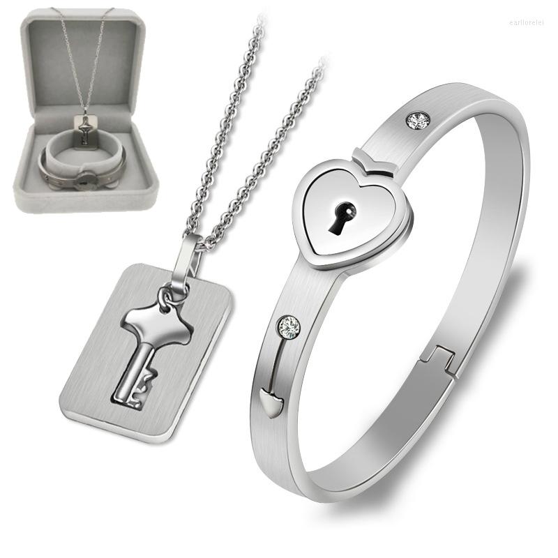 Necklace Earrings Set Stainless Steel Include Box Heart Love Lock Bracelet Key For Couples Woman Zircon Wedding Gift, Picture shown
Necklace Earrings Set Stainless Steel Include Box Heart Love Lock Bracelet Key For Couples Woman Zircon Wedding Gift, Picture shown