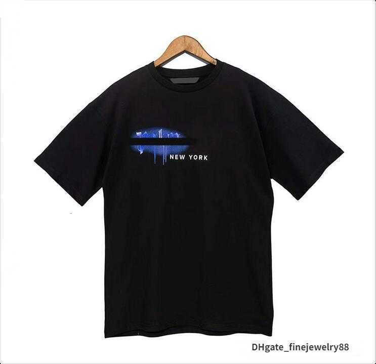 Men's T shirt Tshirts Palm Palmangel Spray Painted Alphabet Highs Quality Printed Round Neck Short Sleeve Loose Casual Men's and Women's T-shirts Trend vg
Men's T shirt Tshirts Palm Palmangel Spray Painted Alphabet Highs Quality Printed Round Neck Short Sleeve Loose Casual Men's and Women's T-shirts Trend vg