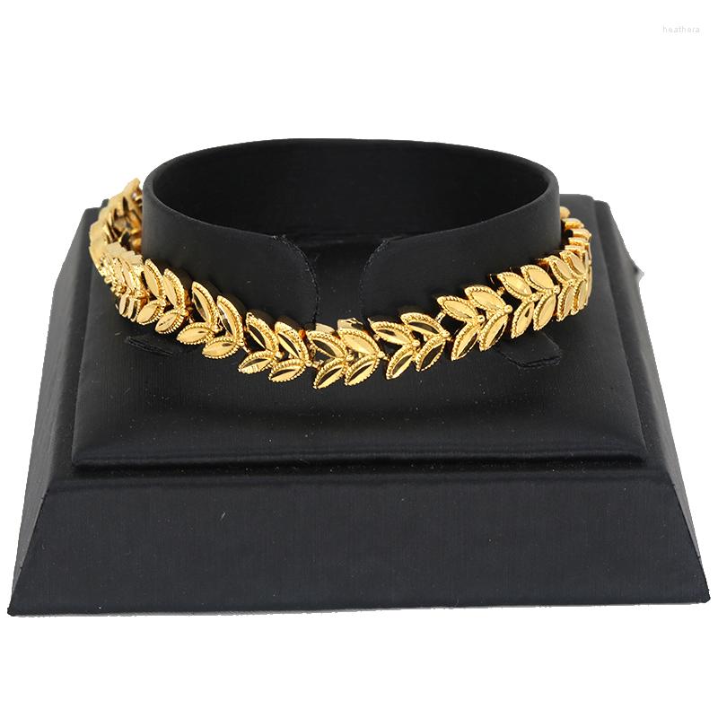 Link Bracelets 24K Jewelry Cuban Chain Bangle Dubai Gold Color Various Shapes Bracelet For Men And Women African Hiphop Gifts
Link Bracelets 24K Jewelry Cuban Chain Bangle Dubai Gold Color Various Shapes Bracelet For Men And Women African Hiphop Gifts