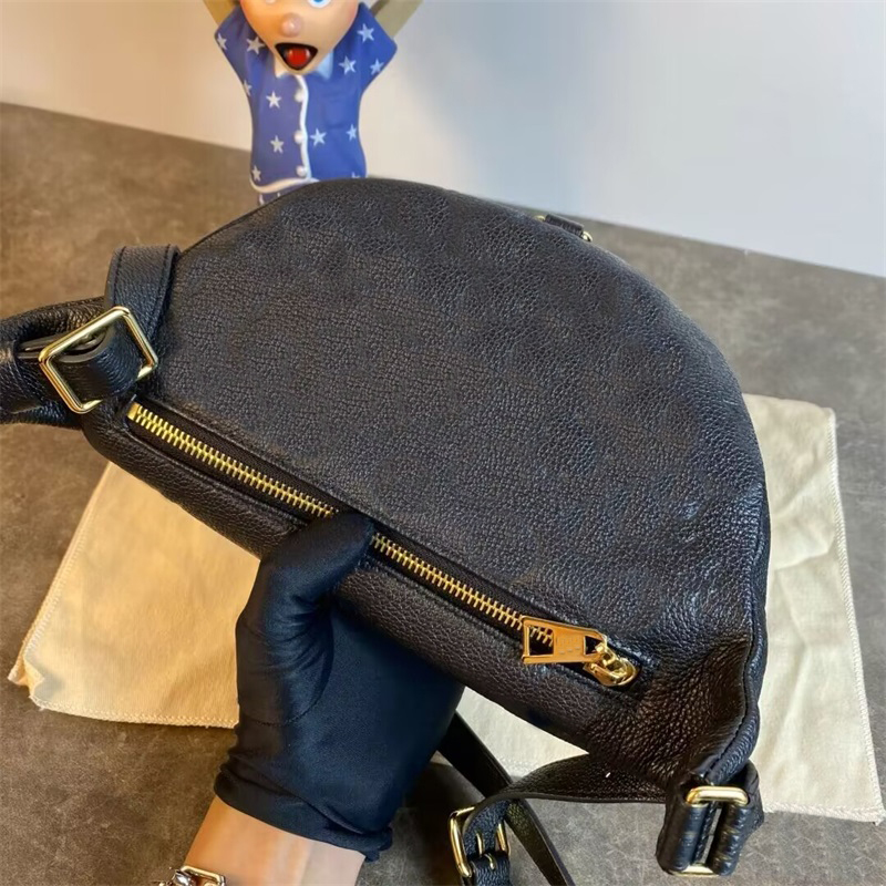 Black designer fanny pack crossbody bag fashion genuine leather bumbag purse mens boys white plush wallets pochette outdoor travel luxury waist bags unisex, Army green
Black designer fanny pack crossbody bag fashion genuine leather bumbag purse mens boys white plush wallets pochette outdoor travel luxury waist bags unisex, Army green
