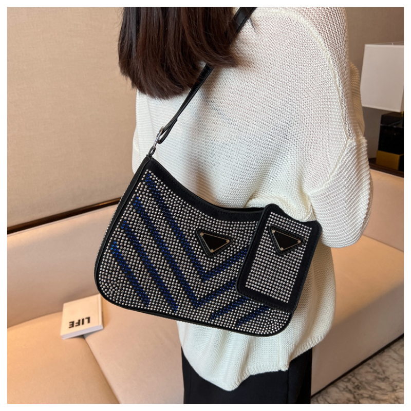 Shining Diamonds Single Shoulder Bags For Women Luxury Designer Handbag Sacs Large Capacity Flat Shape Underarm Purses And Bags, Black
Shining Diamonds Single Shoulder Bags For Women Luxury Designer Handbag Sacs Large Capacity Flat Shape Underarm Purses And Bags, Black
