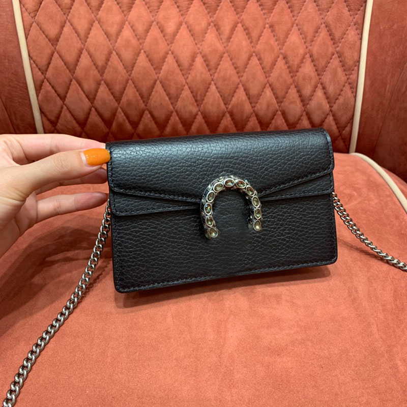 Fashion leather mini small chain bag mobile phone messenger bag European and American retro style designer, Black
Fashion leather mini small chain bag mobile phone messenger bag European and American retro style designer, Black