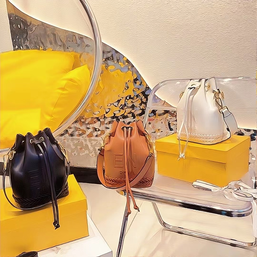 Mon Tresor Designer Bucket Bags Luxury Shoulder Women Leather Handbag Removable Shoulders Strap Handbags Bag 007
Mon Tresor Designer Bucket Bags Luxury Shoulder Women Leather Handbag Removable Shoulders Strap Handbags Bag 007
