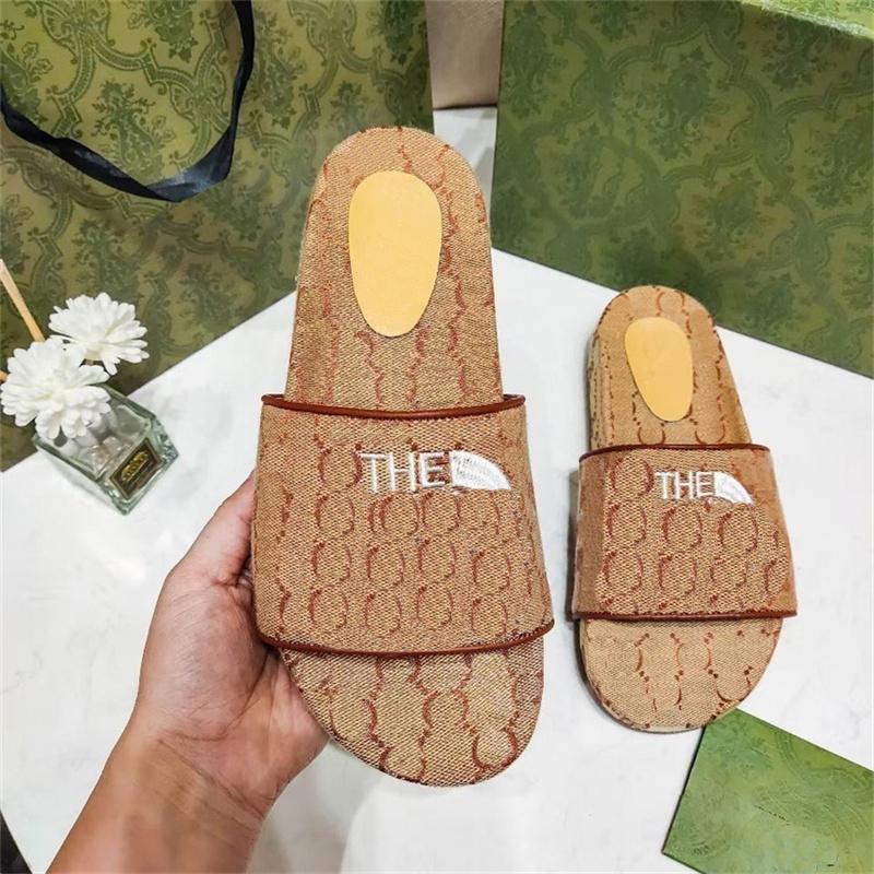 2022 new quality womens slippers with dust bag printed leather platform shoes fashion luxury summer sandals
2022 new quality womens slippers with dust bag printed leather platform shoes fashion luxury summer sandals