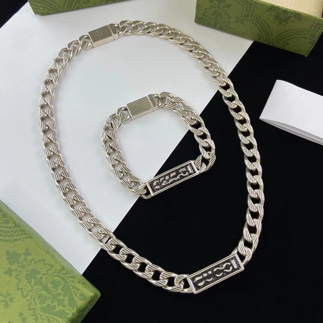 European letters threaded necklace personality hip hop vintage clavicle bracelet set for men and women
European letters threaded necklace personality hip hop vintage clavicle bracelet set for men and women