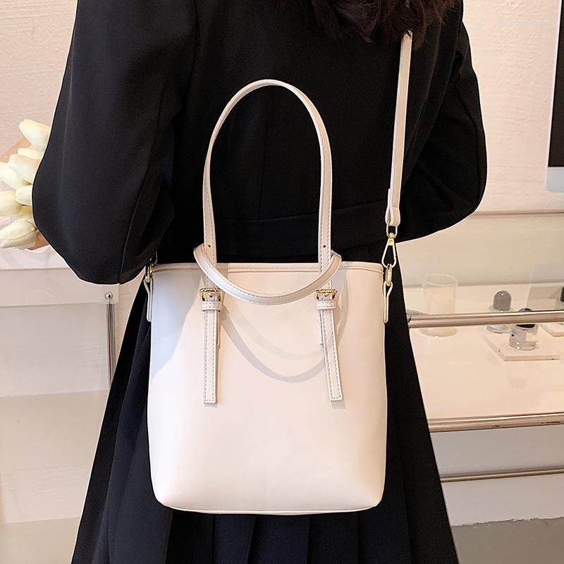 Evening Bags Fashion Women Handbags Tote High Quality Pu Leather Ladies Small Shoulder Messenger Designer Female Crossbody, Black
Evening Bags Fashion Women Handbags Tote High Quality Pu Leather Ladies Small Shoulder Messenger Designer Female Crossbody, Black
