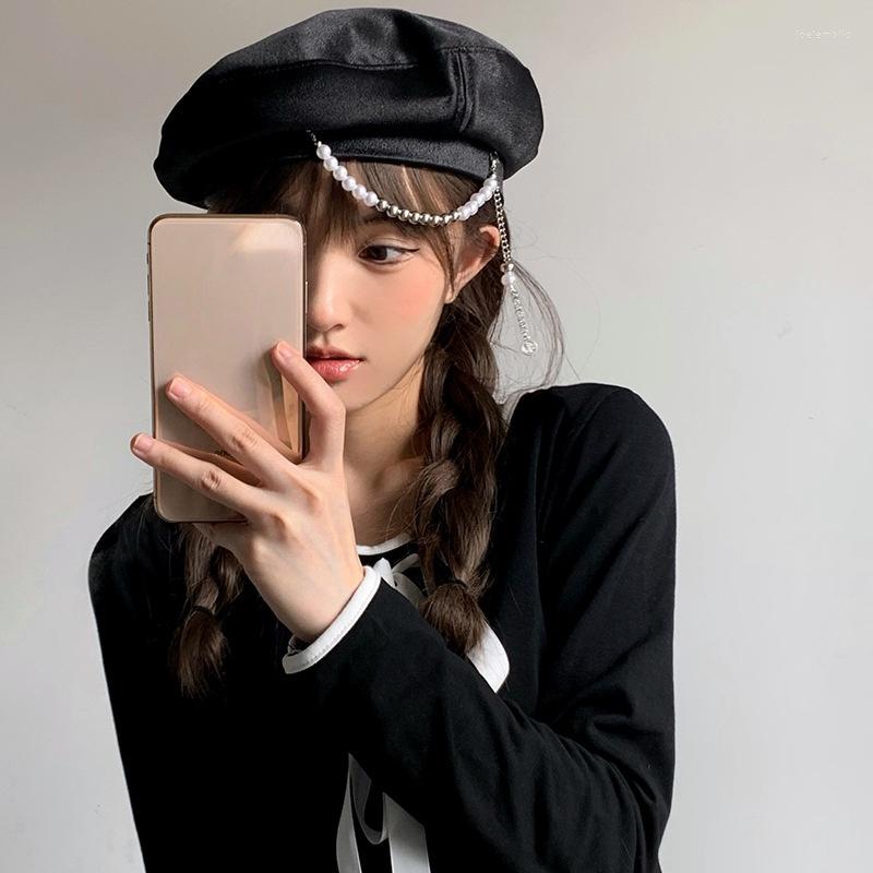 Berets INS Influencer Silk Pearl Beret Hats For Women With Chain Flat Top Painter Spaper Hat Fashion Girl Decorative Gorro, White
Berets INS Influencer Silk Pearl Beret Hats For Women With Chain Flat Top Painter Spaper Hat Fashion Girl Decorative Gorro, White