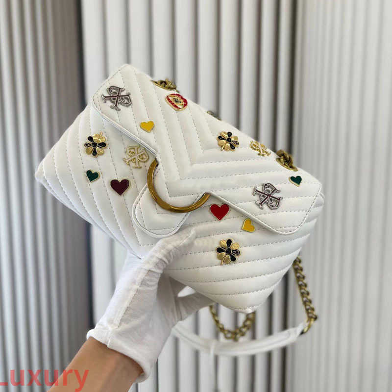 piko swallow purses for women shoulder bag Luxury handbags Classic badge handbags chain zipper V suture messenger purse 221202, Black
piko swallow purses for women shoulder bag Luxury handbags Classic badge handbags chain zipper V suture messenger purse 221202, Black