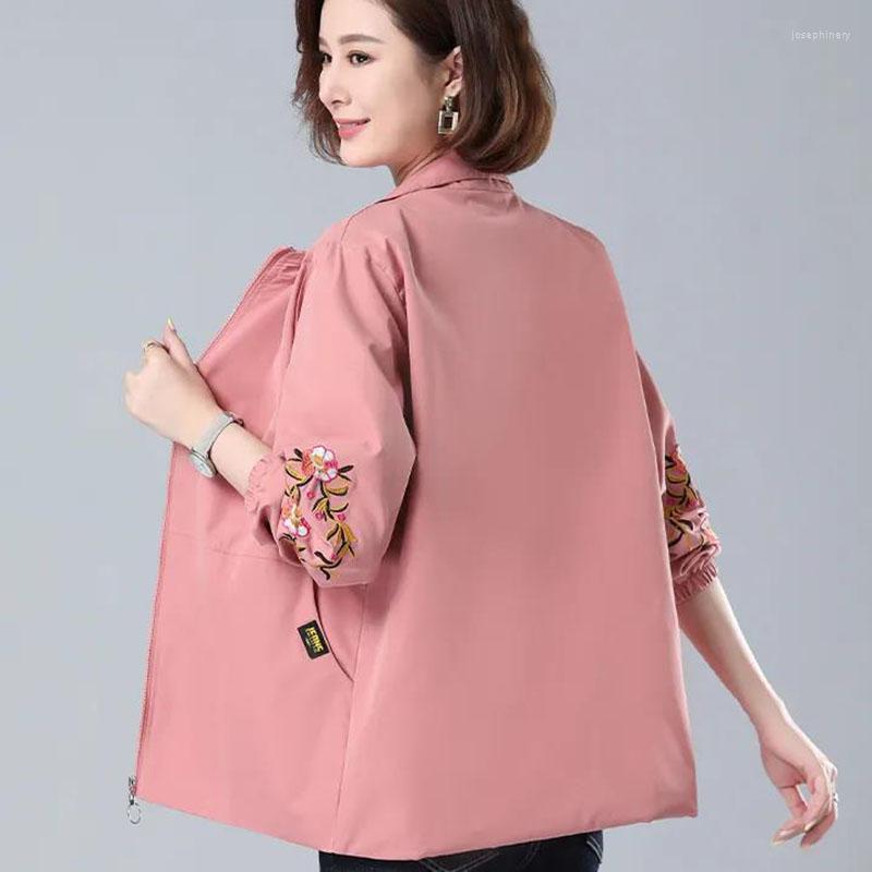 Women's Jackets 2022 Embroidered Jacket Women Spring Autumn Coat Short Windbreaker Female 5XL Loose Tops Fashion Lining, Blue
Women's Jackets 2022 Embroidered Jacket Women Spring Autumn Coat Short Windbreaker Female 5XL Loose Tops Fashion Lining, Blue