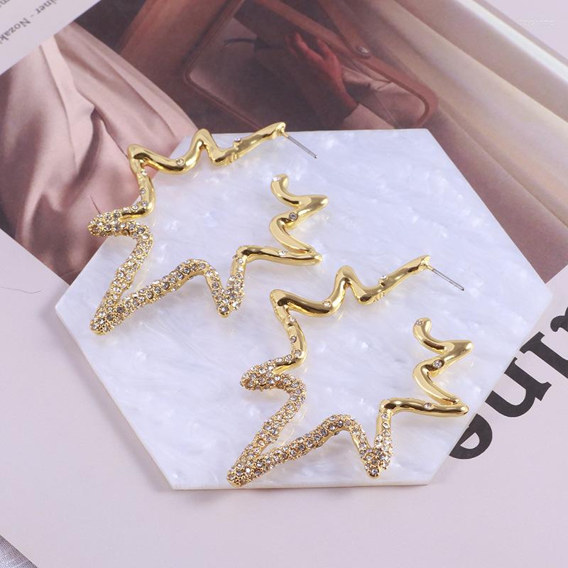 Backs Earrings Personality Irregular Geometric Twisted Lines Fashionable Temperament Women's
Backs Earrings Personality Irregular Geometric Twisted Lines Fashionable Temperament Women's