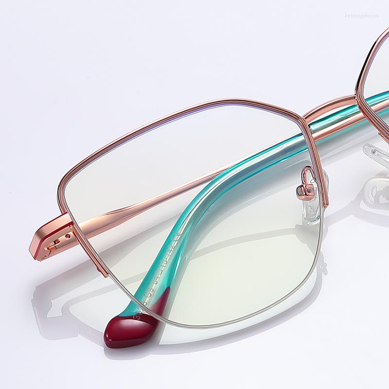 Sunglasses Geometric Metal Anti-Blue Light Glasses For Optical Lenses Square Computer Protection Eyeglasses Women's Brand Fashion
Sunglasses Geometric Metal Anti-Blue Light Glasses For Optical Lenses Square Computer Protection Eyeglasses Women's Brand Fashion