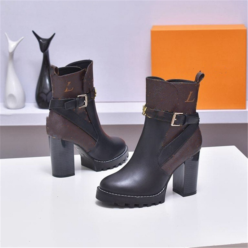 Fashion Boots Louiseity Casual Men Women Luxury Design Winter Warm Heel Snow Leather Thick soled Sock Boots Viutonity 05-012
Fashion Boots Louiseity Casual Men Women Luxury Design Winter Warm Heel Snow Leather Thick soled Sock Boots Viutonity 05-012