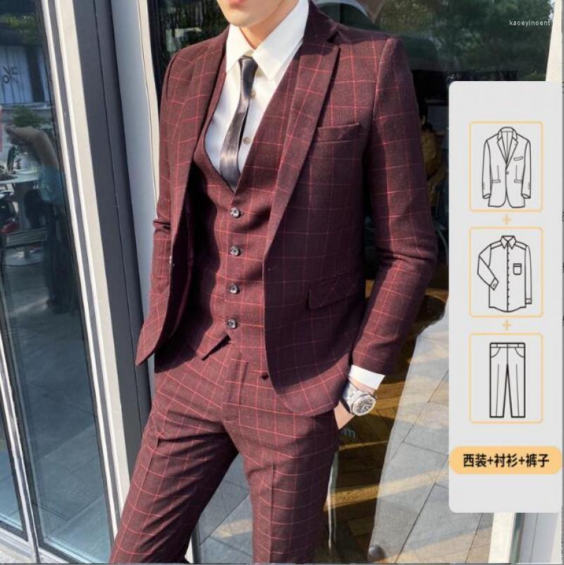 Men's Suits Groom Wedding Men's Fashion Slim Plaid Business Casual Groomsman Three-piece Suit Blazers Jacket Pants Trousers Vest Sets
Men's Suits Groom Wedding Men's Fashion Slim Plaid Business Casual Groomsman Three-piece Suit Blazers Jacket Pants Trousers Vest Sets