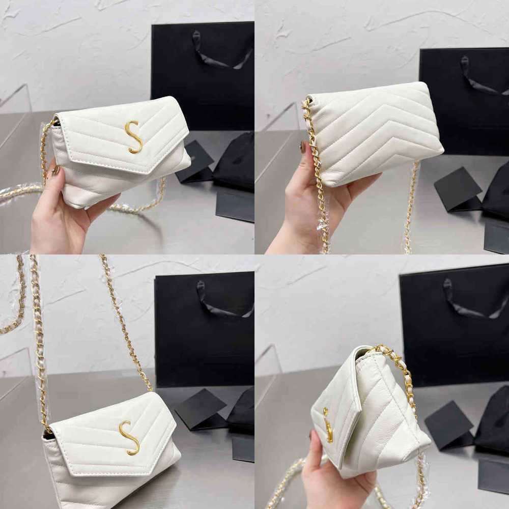 Evening Bags Cross Body Women Fashion Shoulder Chain Leather Crossbody Purse Lady Luxury Designer Bag Card Holder Handbags Messenger Clutch 220316, Black
Evening Bags Cross Body Women Fashion Shoulder Chain Leather Crossbody Purse Lady Luxury Designer Bag Card Holder Handbags Messenger Clutch 220316, Black